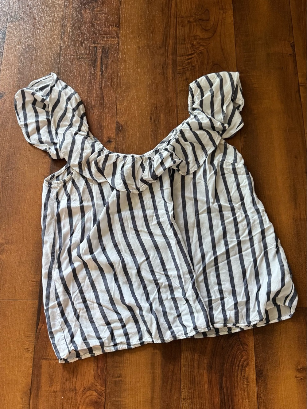 Old Navy Ruffled Off-Shoulder Striped Tank - White & Navy women’s